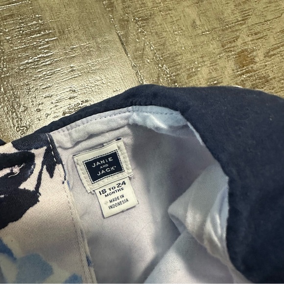 Janie and Jack girls shorts outfit - Picture 3 of 6